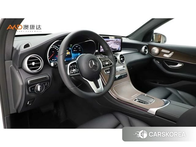Mercedes-Benz GLC 2022 Белый из Китая