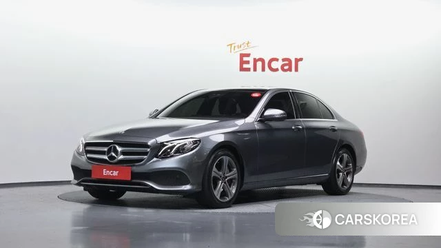 Mercedes-Benz E-Class W213 2019 Серый из Кореи