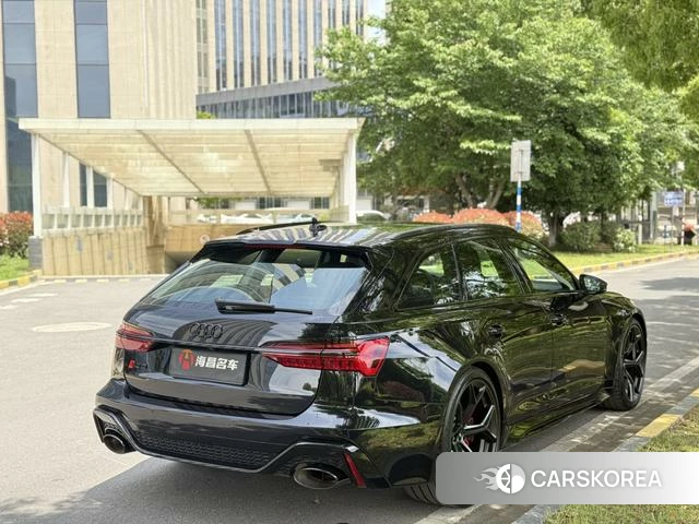 Audi RS 6 2025 Черный из Китая