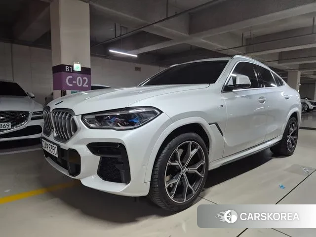 BMW X6 (G06) 2023 Белый из Кореи