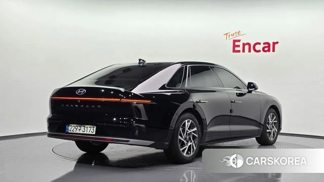 Hyundai Grandeur (GN7) 2023 Черный из Кореи