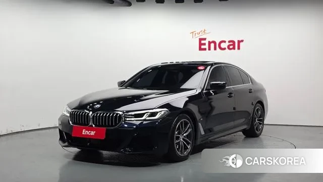 BMW 5 Series (G30) 2023 Черный из Кореи