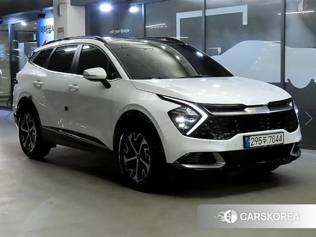 Kia Sportage 5th Generation Hybrid 2022 Белый из Кореи