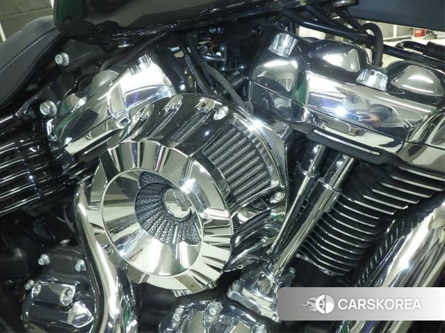 Engine photo