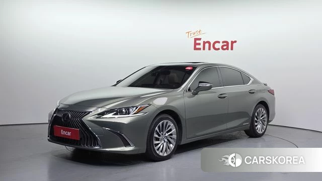 Lexus ES300h 7th generation 2021 Зеленый из Кореи