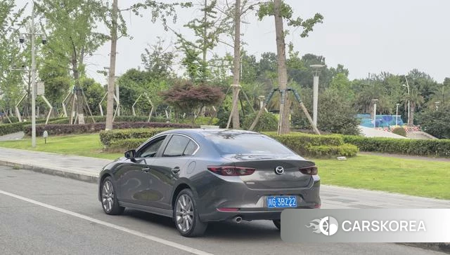 Mazda 3 Angkesaila 2021 Серебристо-серый из Китая