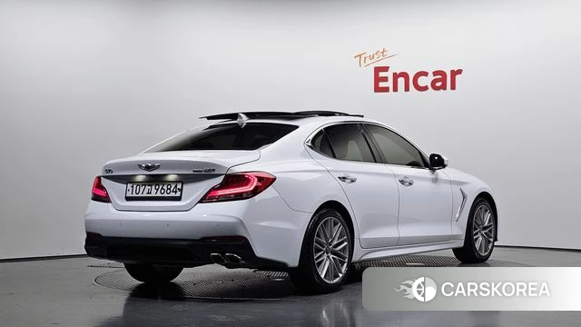 Genesis G70 2019 Белый из Кореи