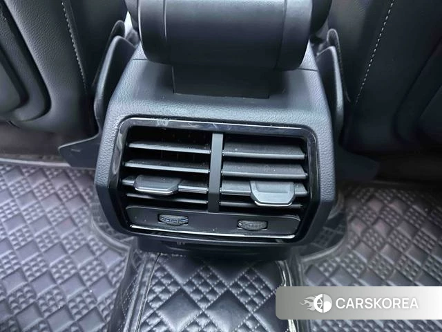 Audi Q3 2021 Белый из Китая