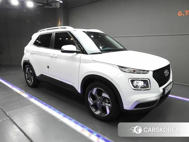 Hyundai Venue 2022 Белый из Кореи
