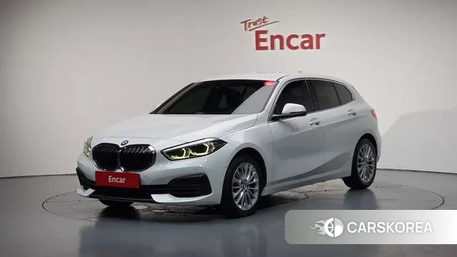 BMW 1 Series (F40) 2020 Белый из Кореи