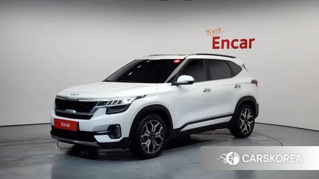 Kia Seltos 2022 Белый из Кореи