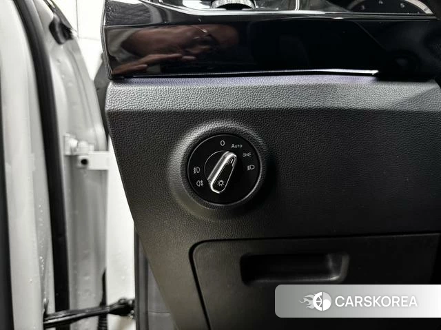 Volkswagen Tanyue 2021 Белый из Китая