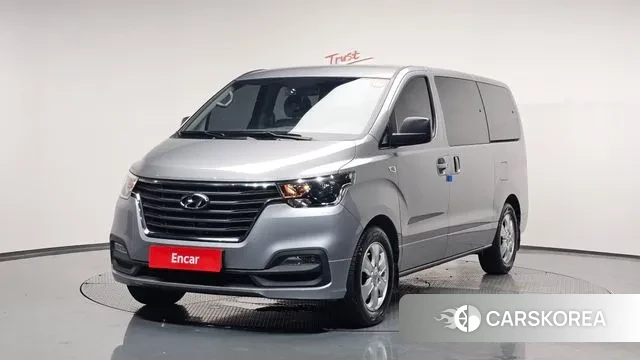 Hyundai The New Grand Starex 2018 Серебристо-серый из Кореи