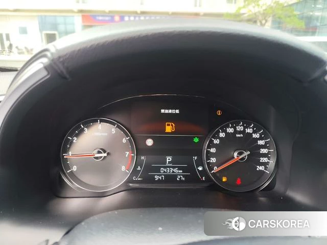 Honda Crown Road 2022 Белый из Китая