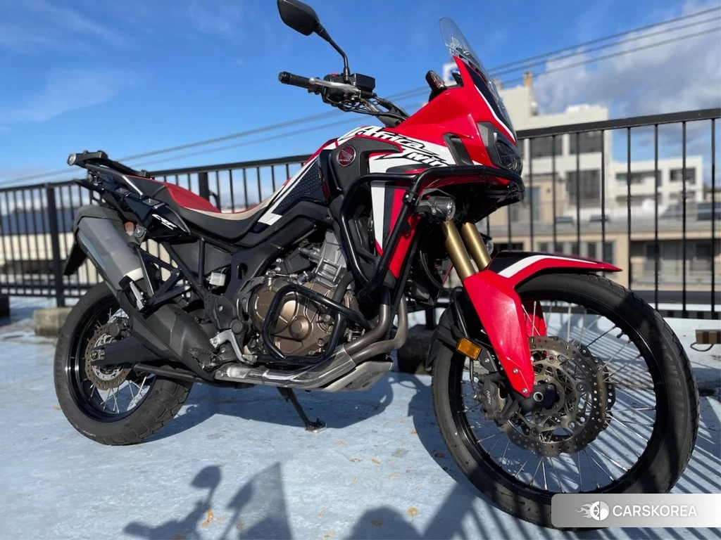 Проданный Honda CRF1000L AFRICA TWIN 2018 из Японии, фото 2