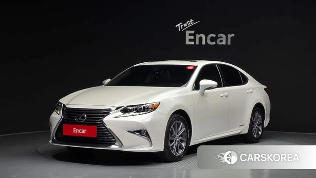 Lexus New ES300h 2018 Белый из Кореи