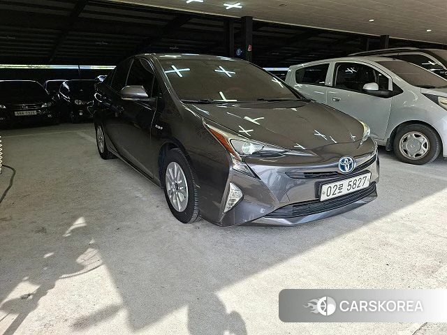 Toyota Prius 4th Generation 2018 Серый из Кореи