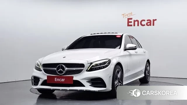Mercedes-Benz C-Class W205 2019 Белый из Кореи