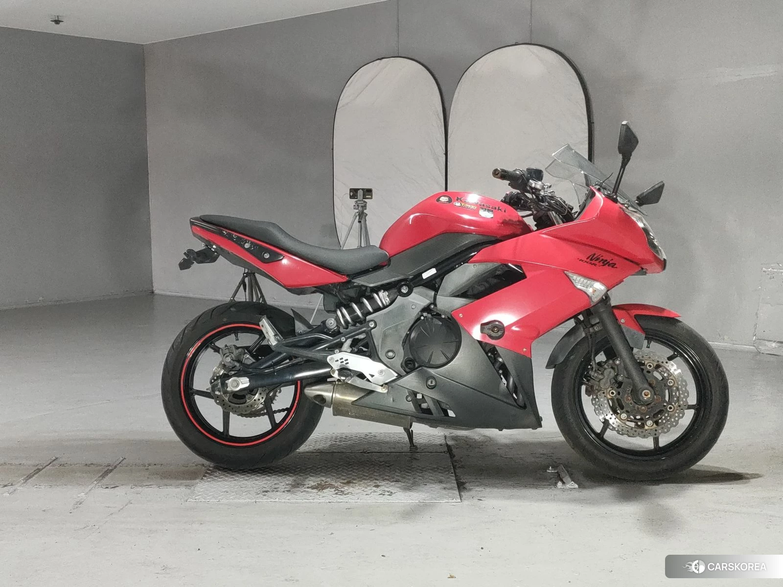 Проданный Kawasaki NINJA 400R 2011 из Японии