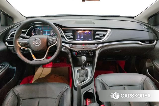Buick Yinglang 2022 Белый из Китая
