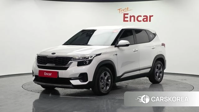 Kia Seltos 2020 Белый из Кореи