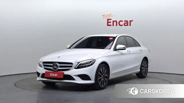 Mercedes-Benz C-Class W205 2019 Белый из Кореи