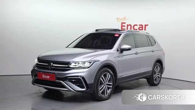 Volkswagen Tiguan Allspace 2022 Серебристо-серый из Кореи