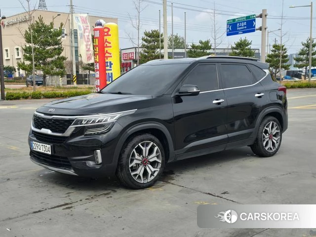 Kia Seltos 2021 Черный из Кореи
