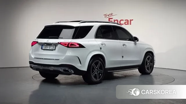 Mercedes-Benz GLE-Class W167 2021 Белый из Кореи