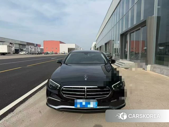 Mercedes-Benz E-class 2023 Черный из Китая