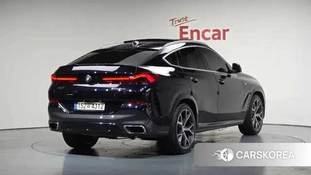 BMW X6 (G06) 2021 Черный из Кореи