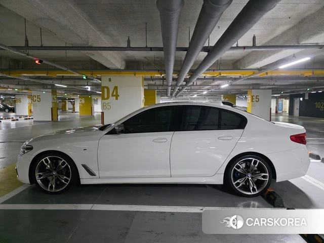 BMW 5 Series (G30) 2019 Белый из Кореи