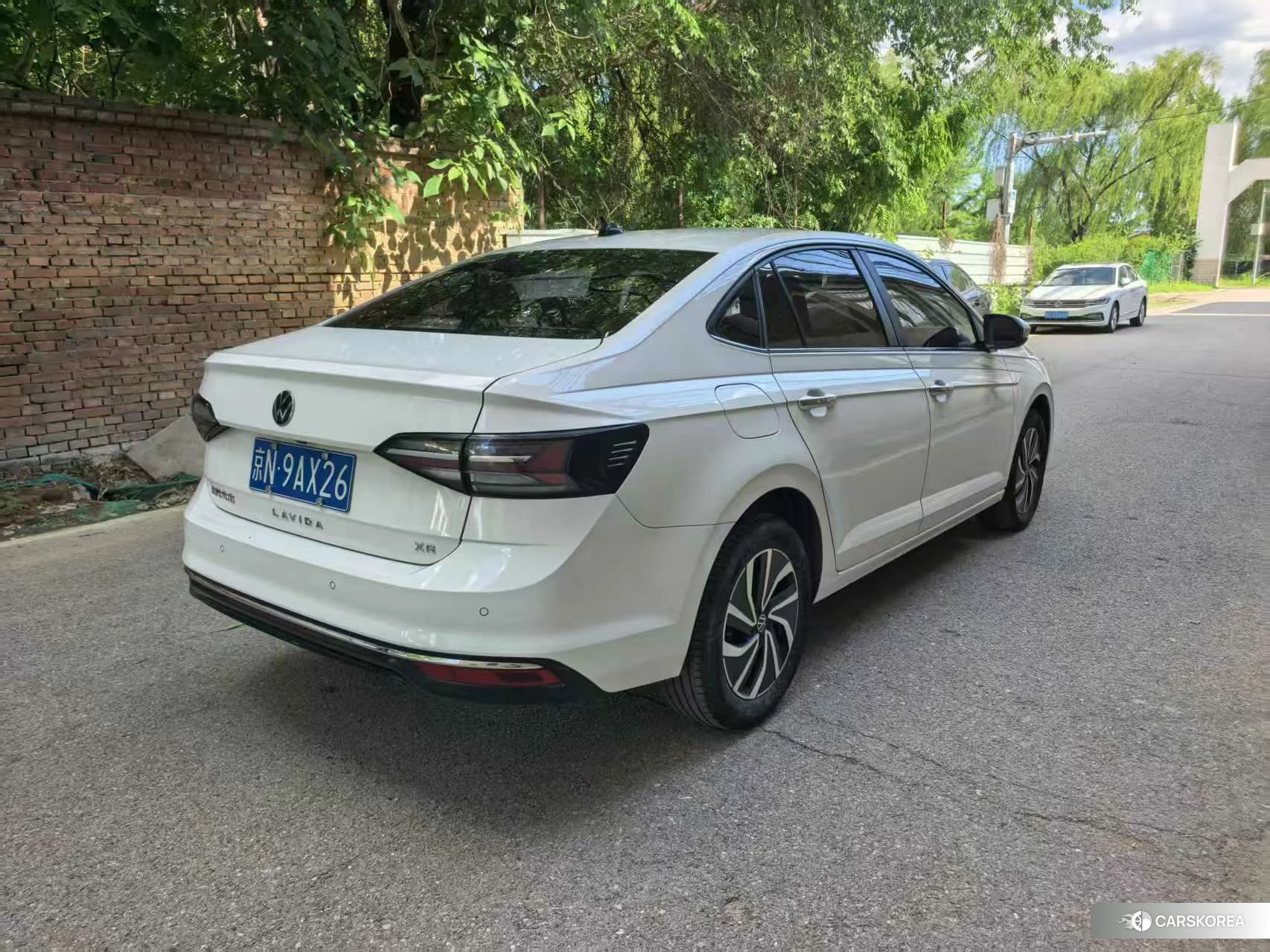 Volkswagen Lavida 2023 Белый из Китая