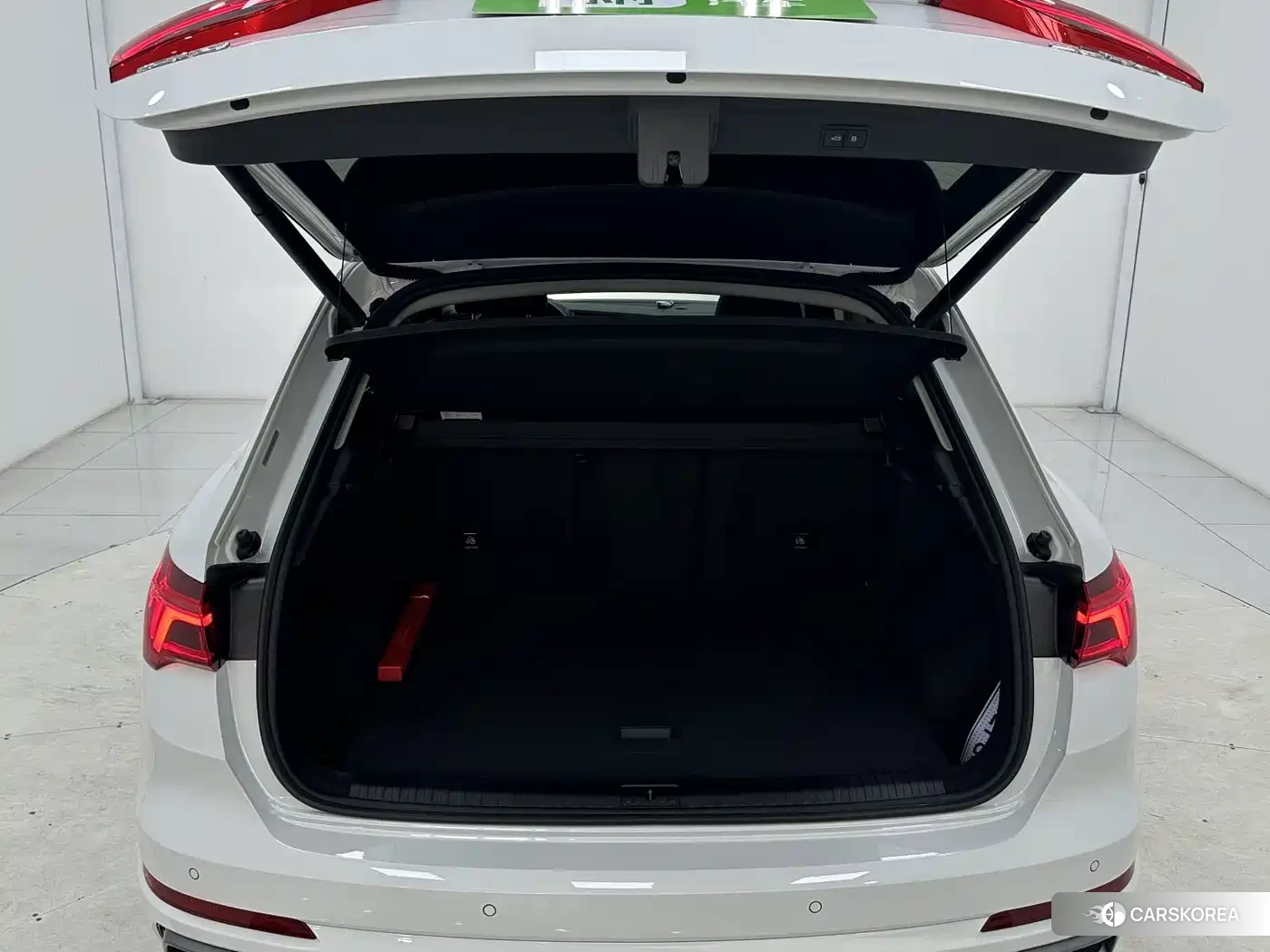 Audi Q3 2022 Белый из Китая