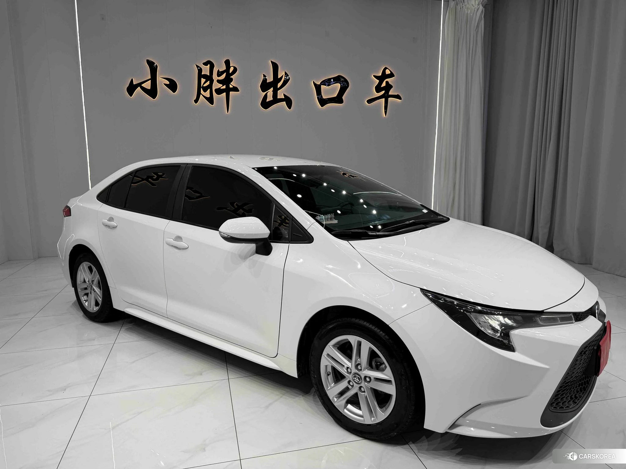 Toyota Lei Ling 2022 Белый из Китая