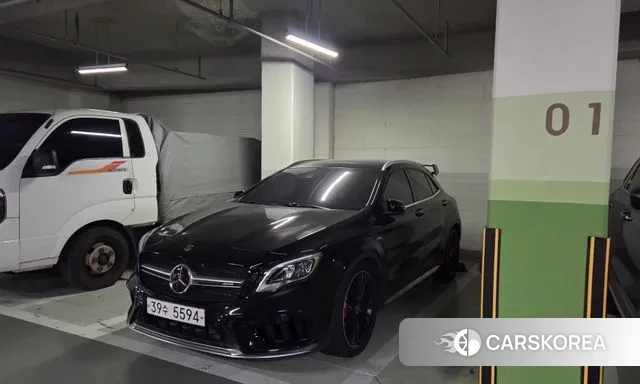 Mercedes-Benz GLA-Class X156 2018 Черный из Кореи