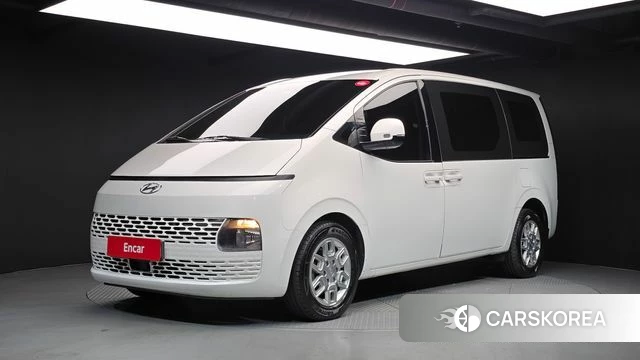 Hyundai Staria 2022 Белый из Кореи