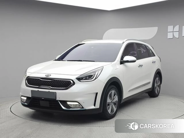 Kia Niro 2018 Белый из Кореи