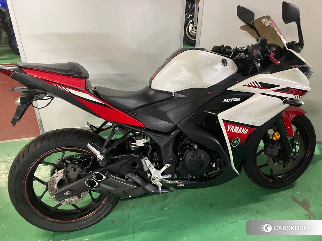 Проданный Yamaha YZF-R25 2016 из Японии