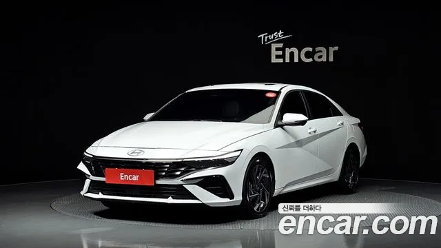 Hyundai The New Avante Hybrid (CN7) 2023 Белый из Кореи