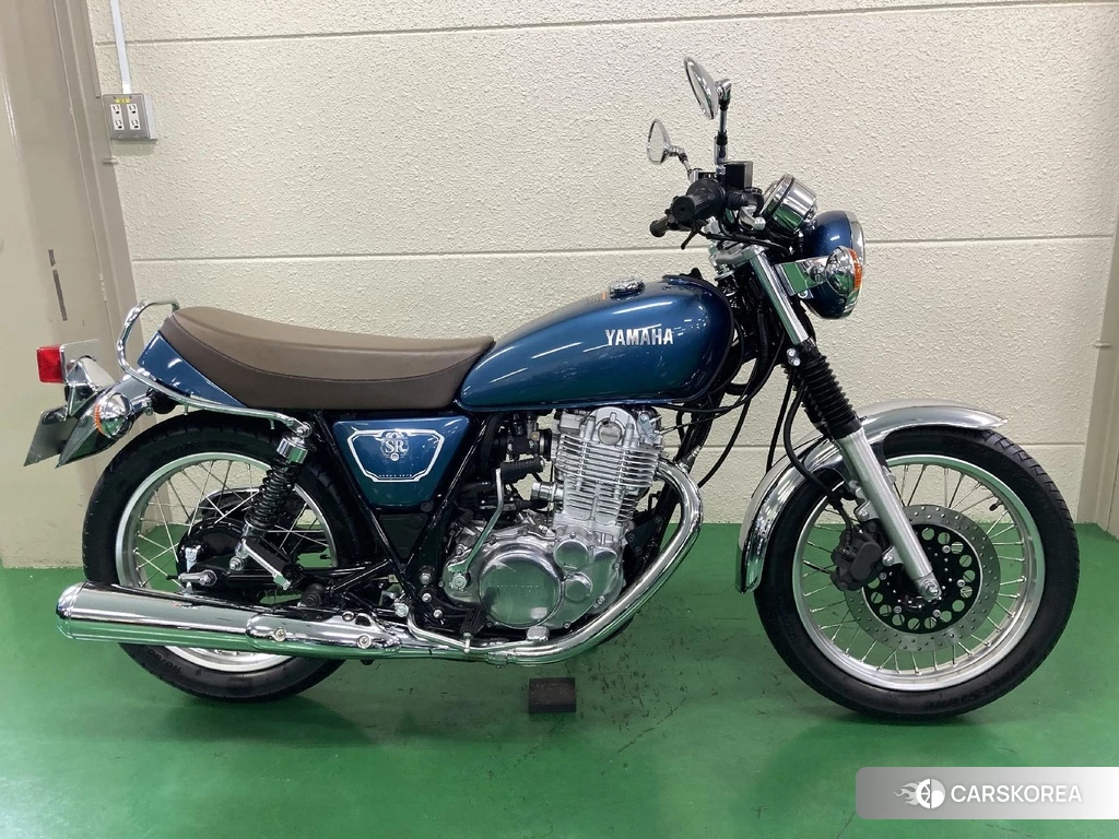 Проданный Yamaha SR 400 2020 из Японии