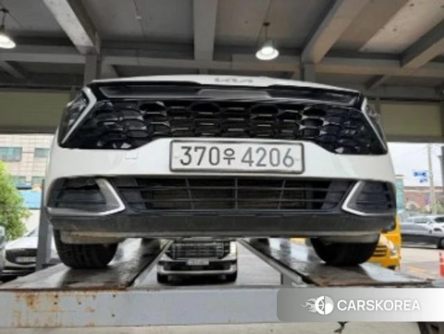 Kia Sportage 5th Generation 2023 Белый из Кореи