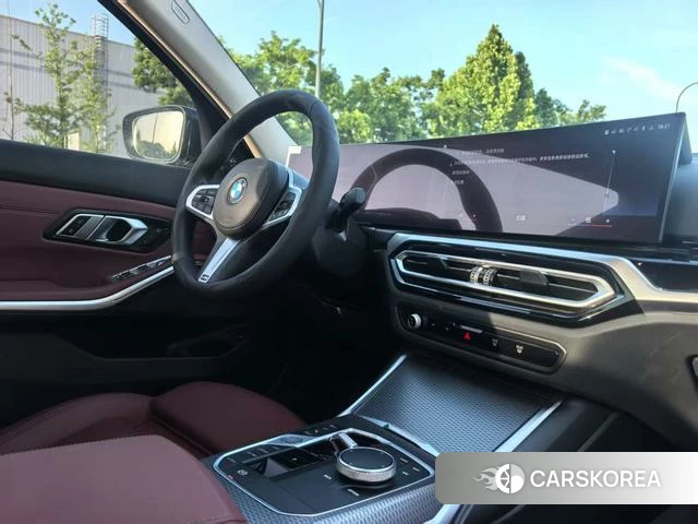 BMW 3 series 2023 Белый из Китая