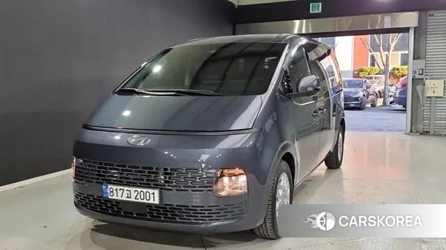 Hyundai Staria 2023 Серый из Кореи