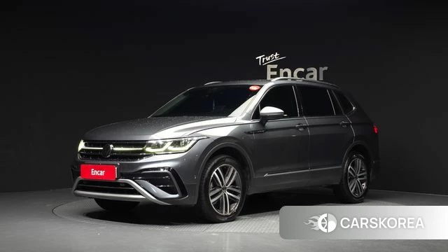 Volkswagen Tiguan Allspace 2022 Серебристо-серый из Кореи