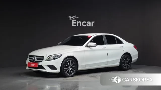 Mercedes-Benz C-Class W205 2019 Белый из Кореи