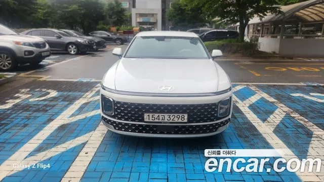 Hyundai Grandeur (GN7) 2023 Белый из Кореи