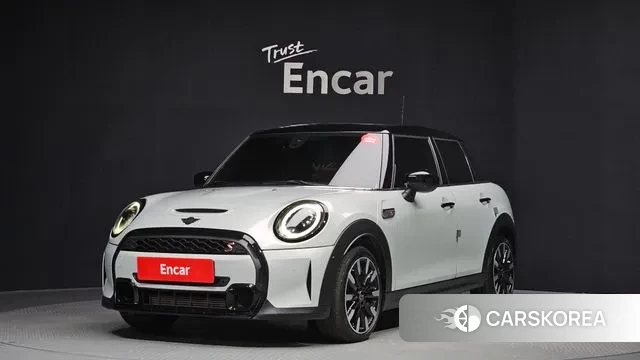 Mini Cooper S 2022 Серебряный из Кореи