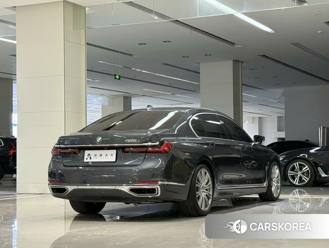 BMW 7 series 2020 Темно-серый из Китая