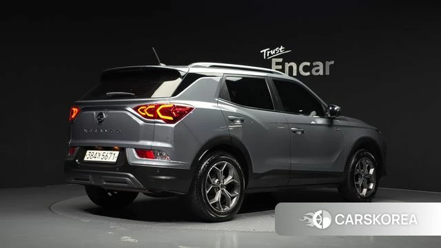 Ssangyong Beautiful Korando 2019 Серый из Кореи